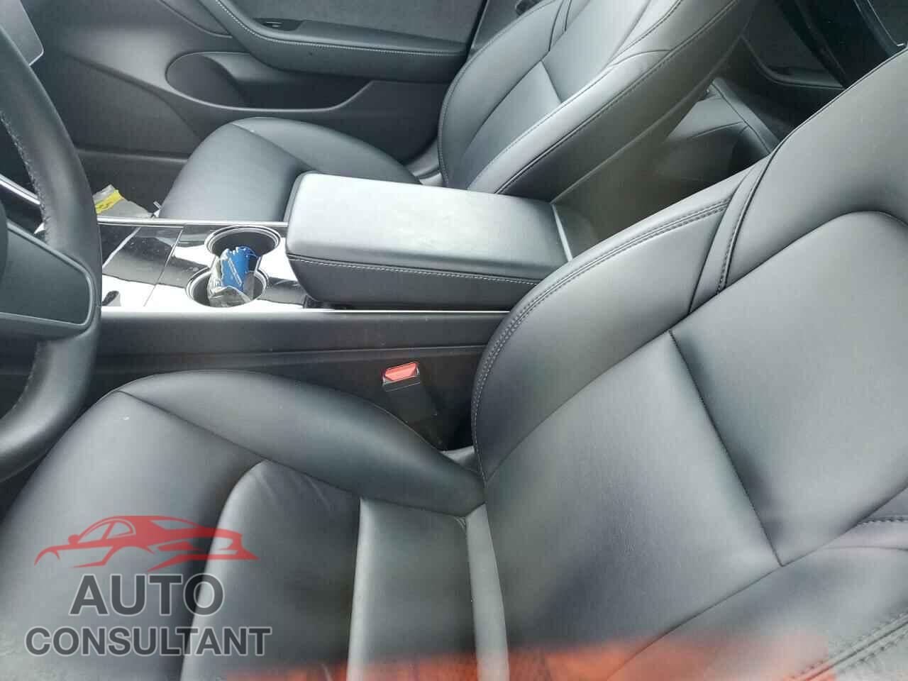 TESLA MODEL 3 2020 - 5YJ3E1EB8LF800601