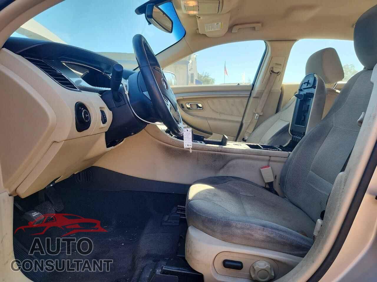FORD TAURUS 2017 - 1FAHP2E83HG123969