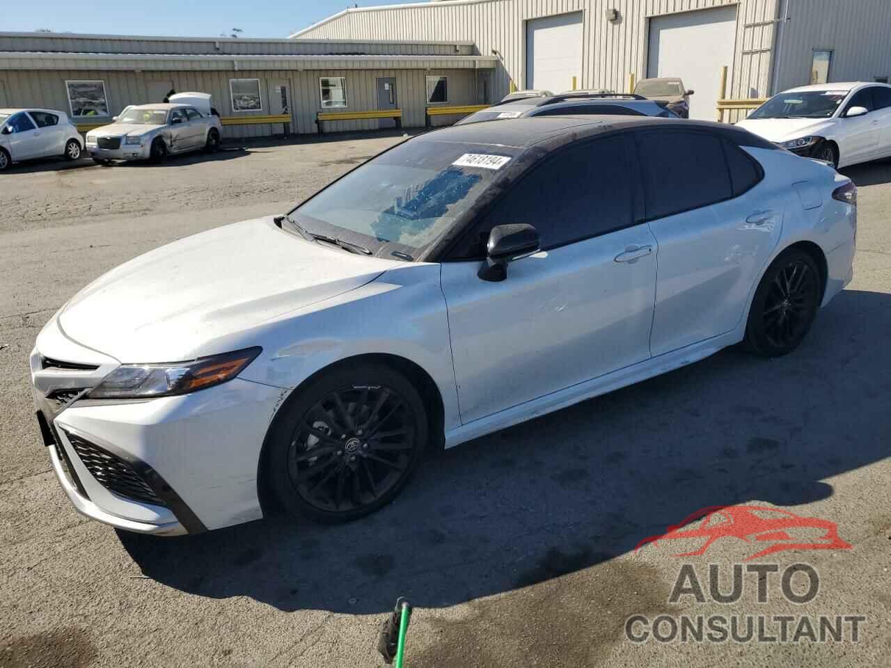 TOYOTA CAMRY 2024 - 4T1K31AK2RU059851