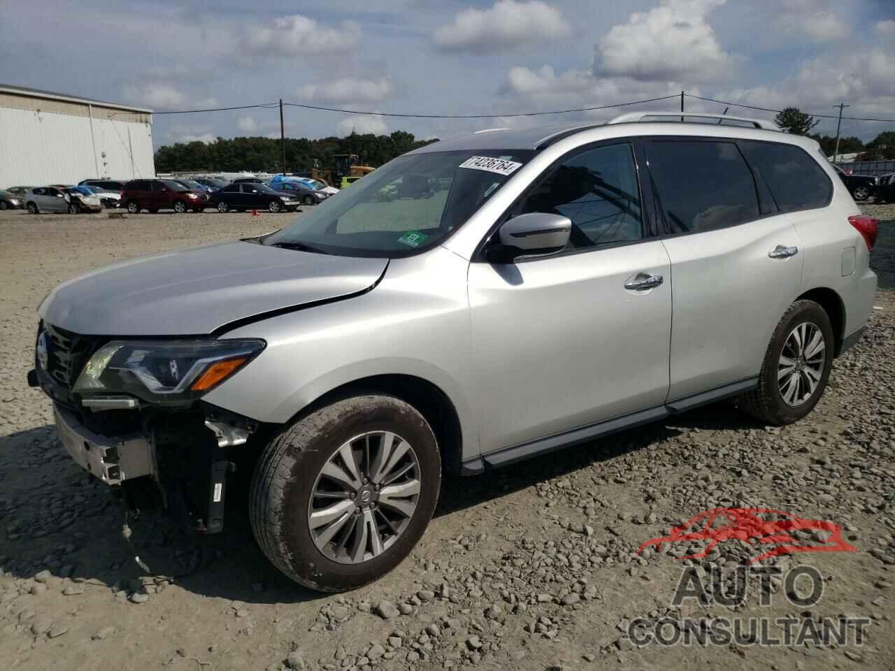 NISSAN PATHFINDER 2018 - 5N1DR2MM9JC624696