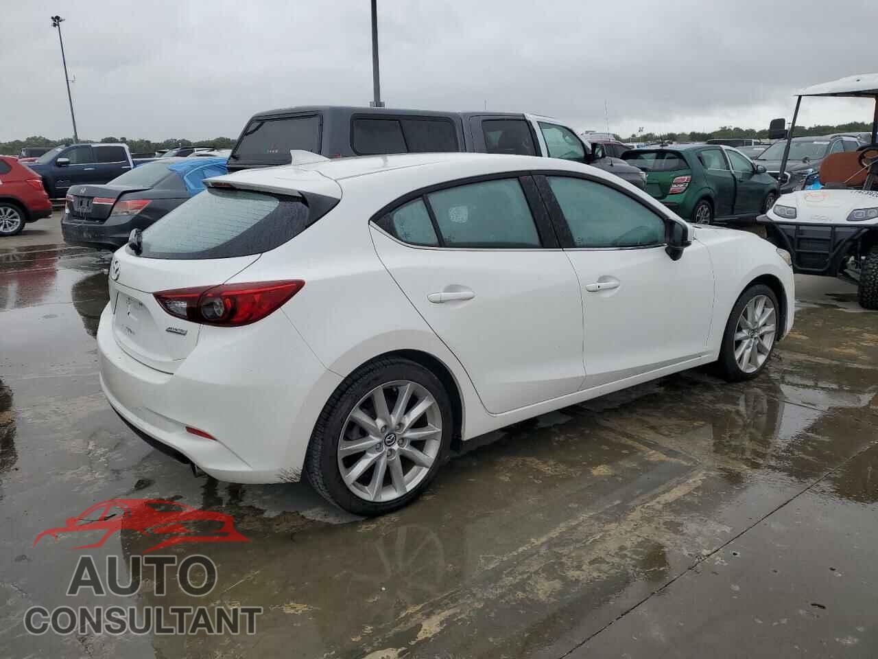 MAZDA 3 2017 - JM1BN1M37H1117276