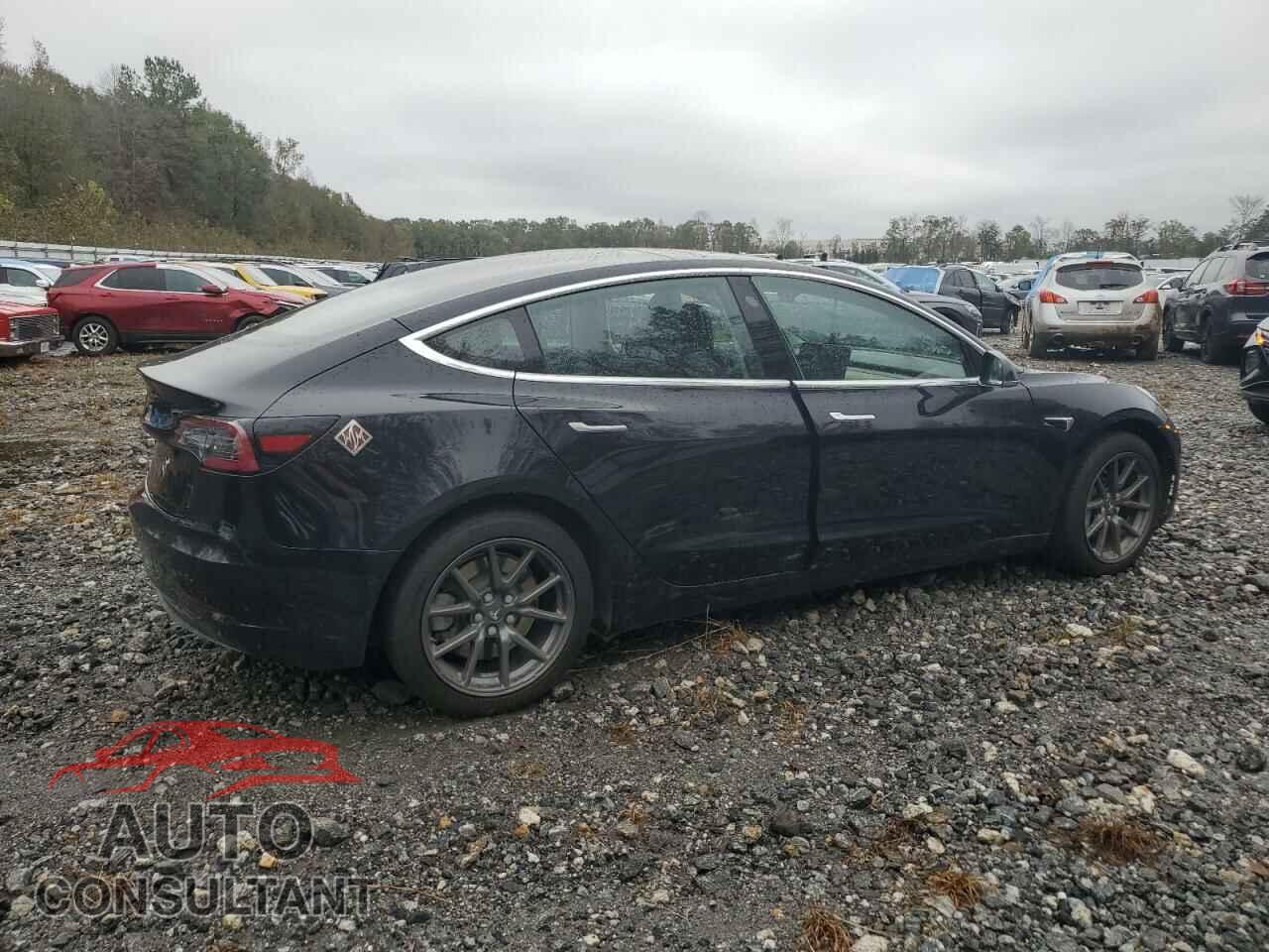 TESLA MODEL 3 2018 - 5YJ3E1EA6JF092675