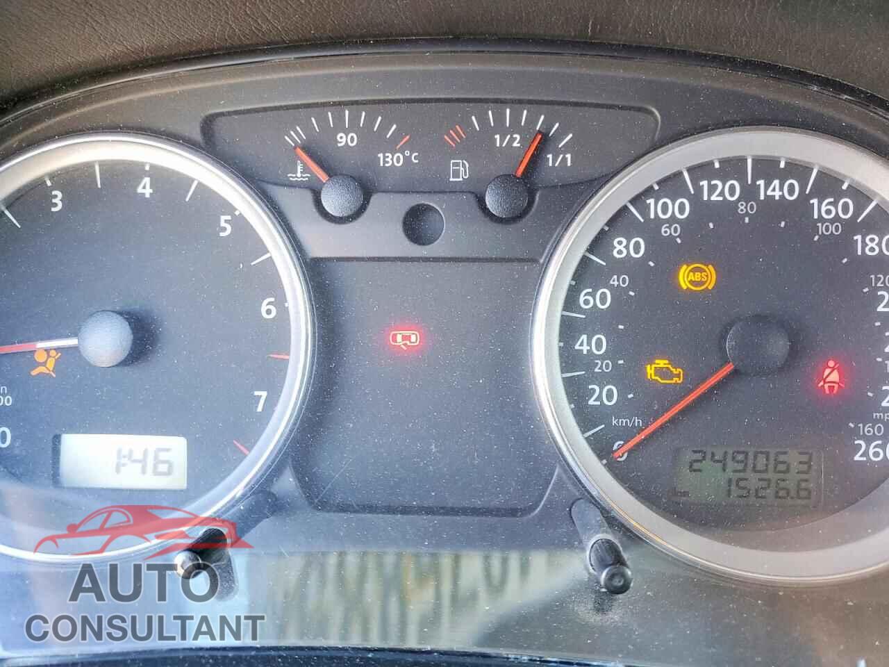 VOLKSWAGEN GOLF 2010 - 9BWEL4BE0A4002490