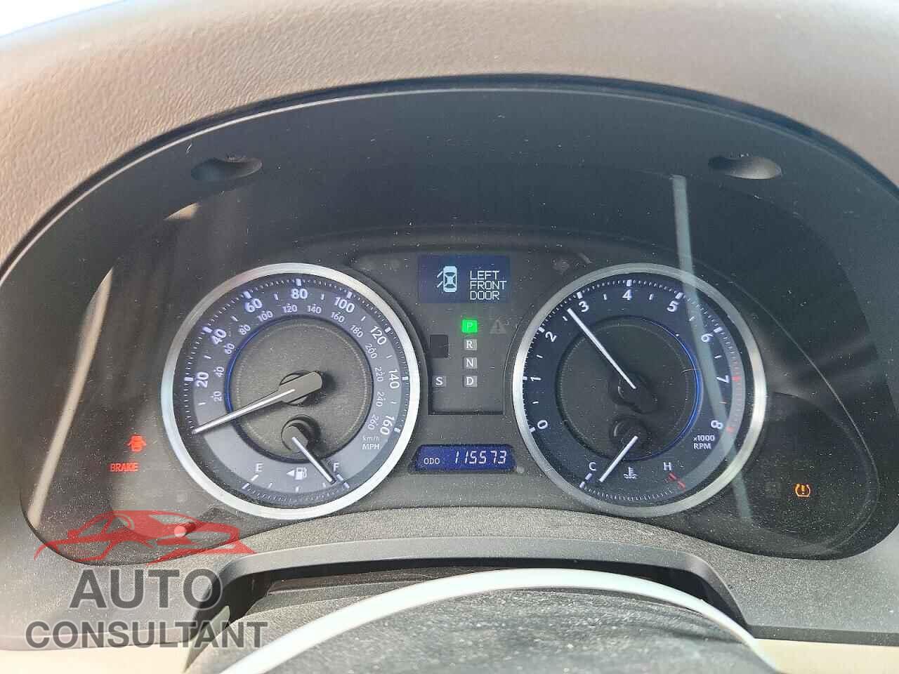 LEXUS IS 2012 - JTHCF5C21C5056203