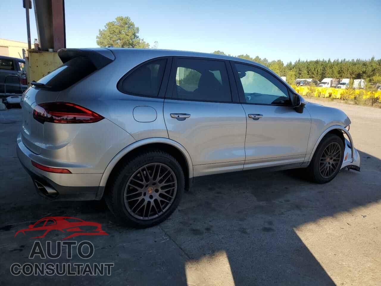 PORSCHE CAYENNE 2017 - WP1AA2A21HKA87077
