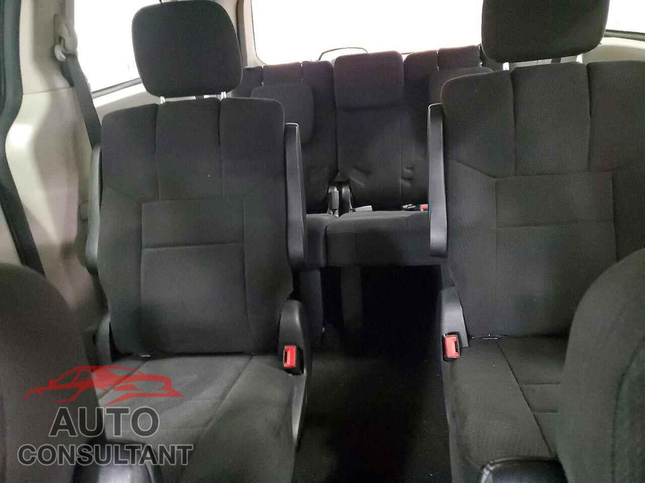 DODGE CARAVAN 2011 - 2D4RN3DG1BR700896