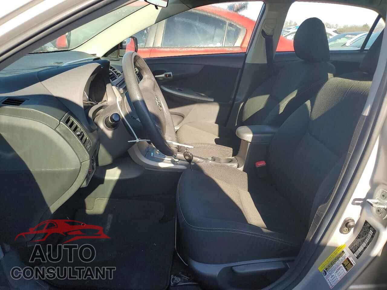 TOYOTA COROLLA 2012 - 2T1BU4EEXCC771973