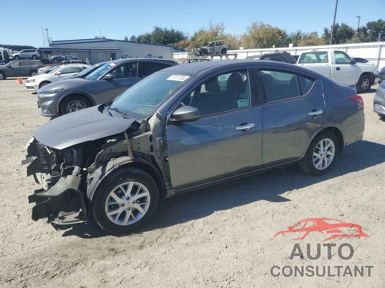 NISSAN VERSA 2019 - 3N1CN7AP6KL814729