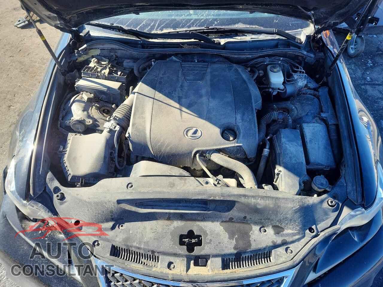 LEXUS IS 2014 - JTHCF1D25E5011209