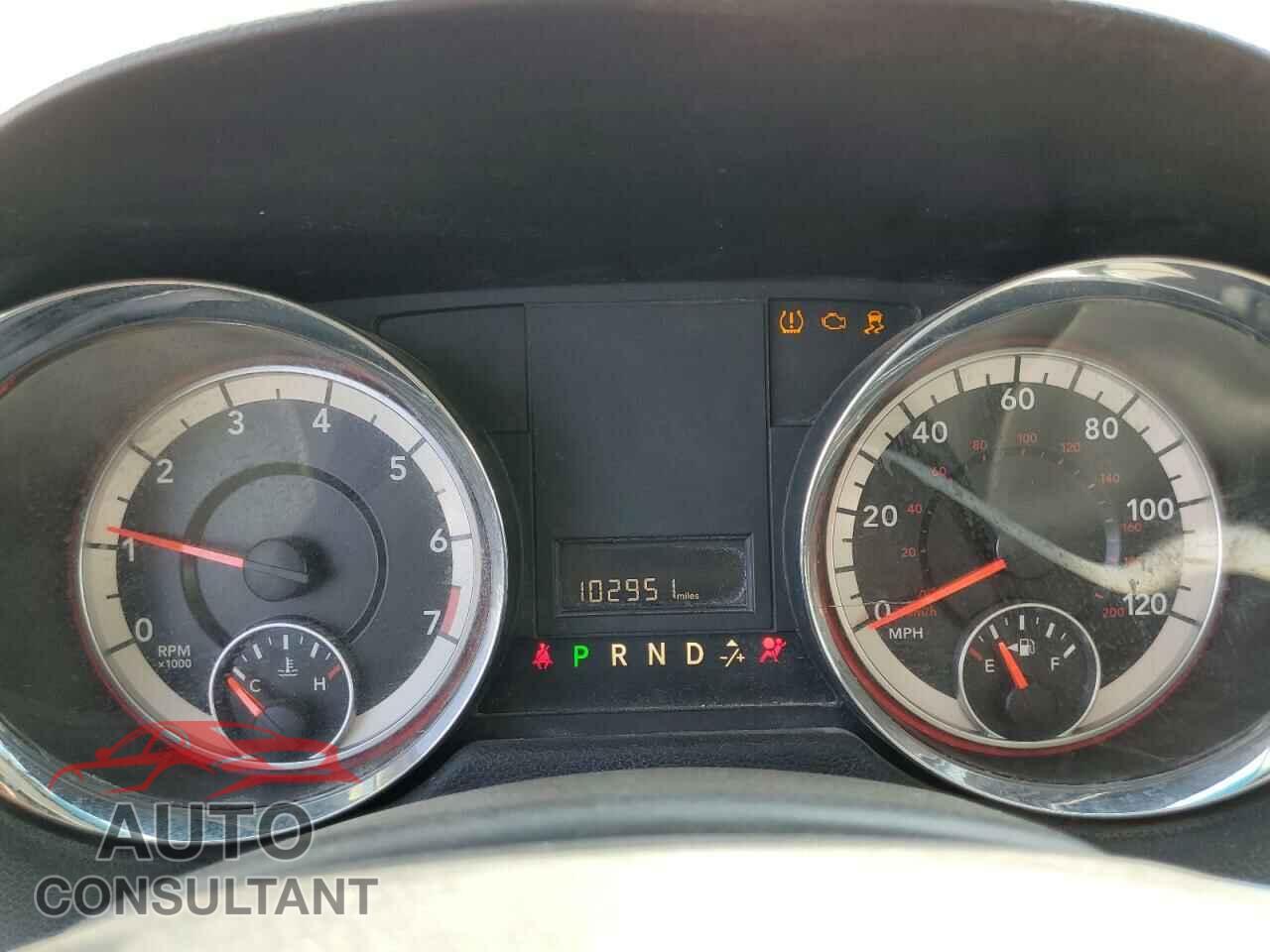 DODGE CARAVAN 2017 - 2C4RDGBG3HR776557
