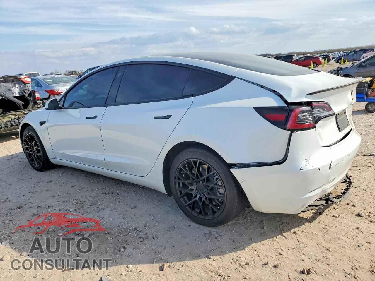TESLA MODEL 3 2022 - 5YJ3E1EB4NF162673