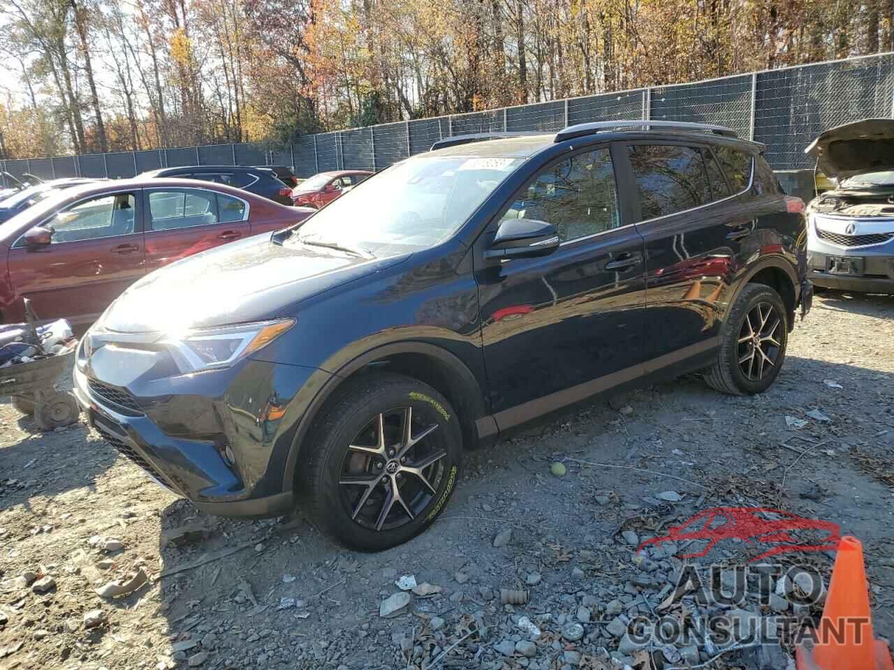 TOYOTA RAV4 2018 - JTMJFREV7JD255248