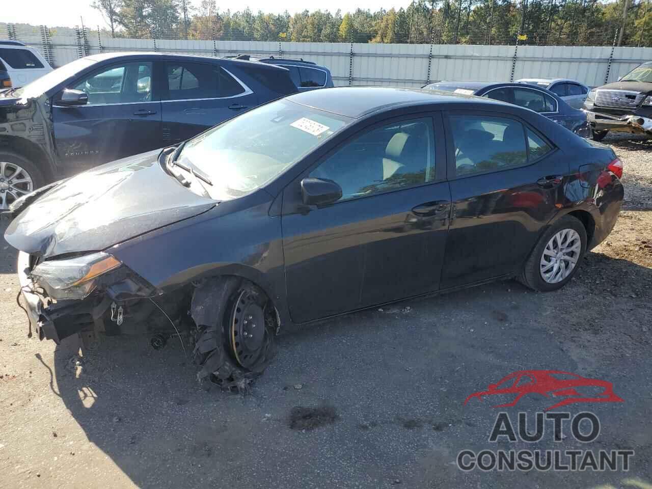 TOYOTA COROLLA 2018 - 5YFBURHE9JP801390