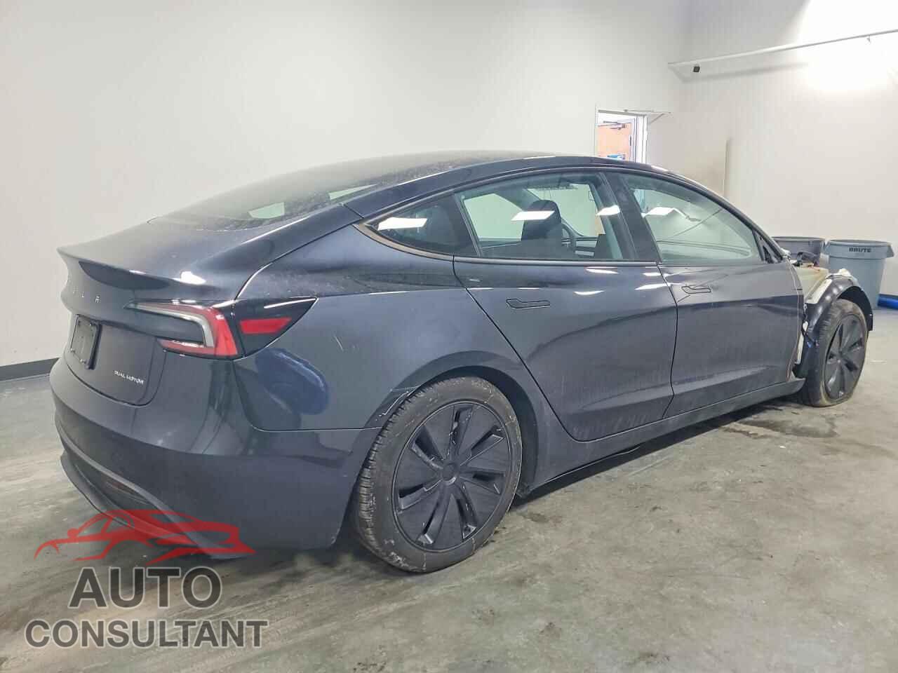 TESLA MODEL 3 2024 - 5YJ3E1EB4RF755309