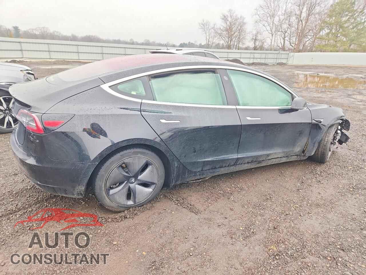 TESLA MODEL 3 2018 - 5YJ3E1EA1JF166228