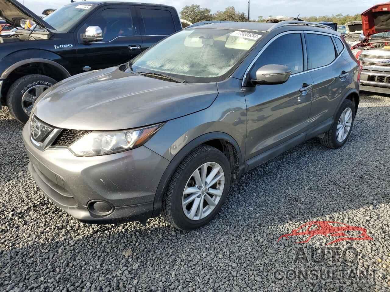 NISSAN ROGUE 2018 - JN1BJ1CPXJW160389