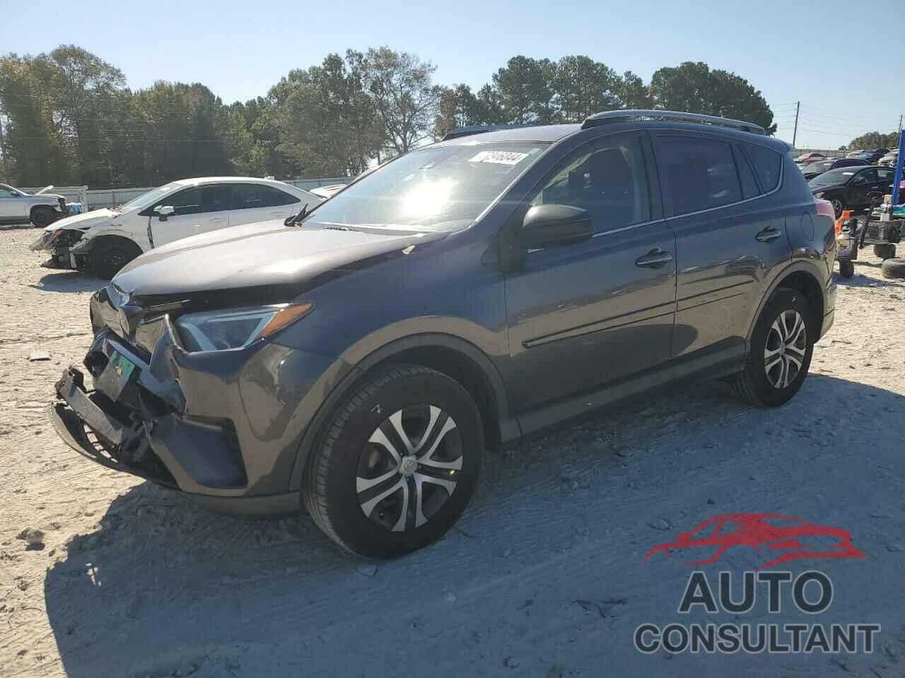 TOYOTA RAV4 2018 - JTMBFREV0JJ196999