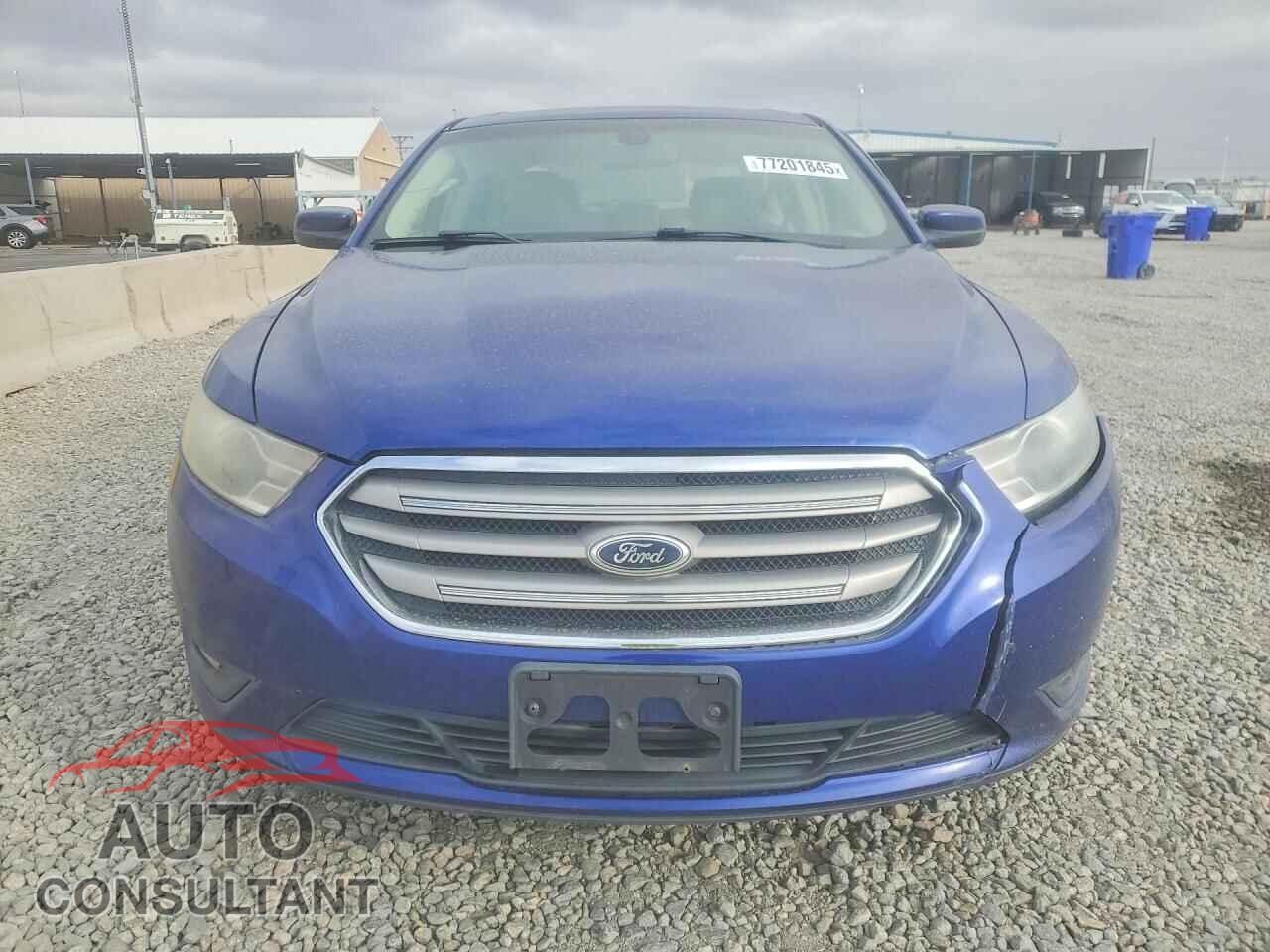 FORD TAURUS 2013 - 1FAHP2E82DG175166