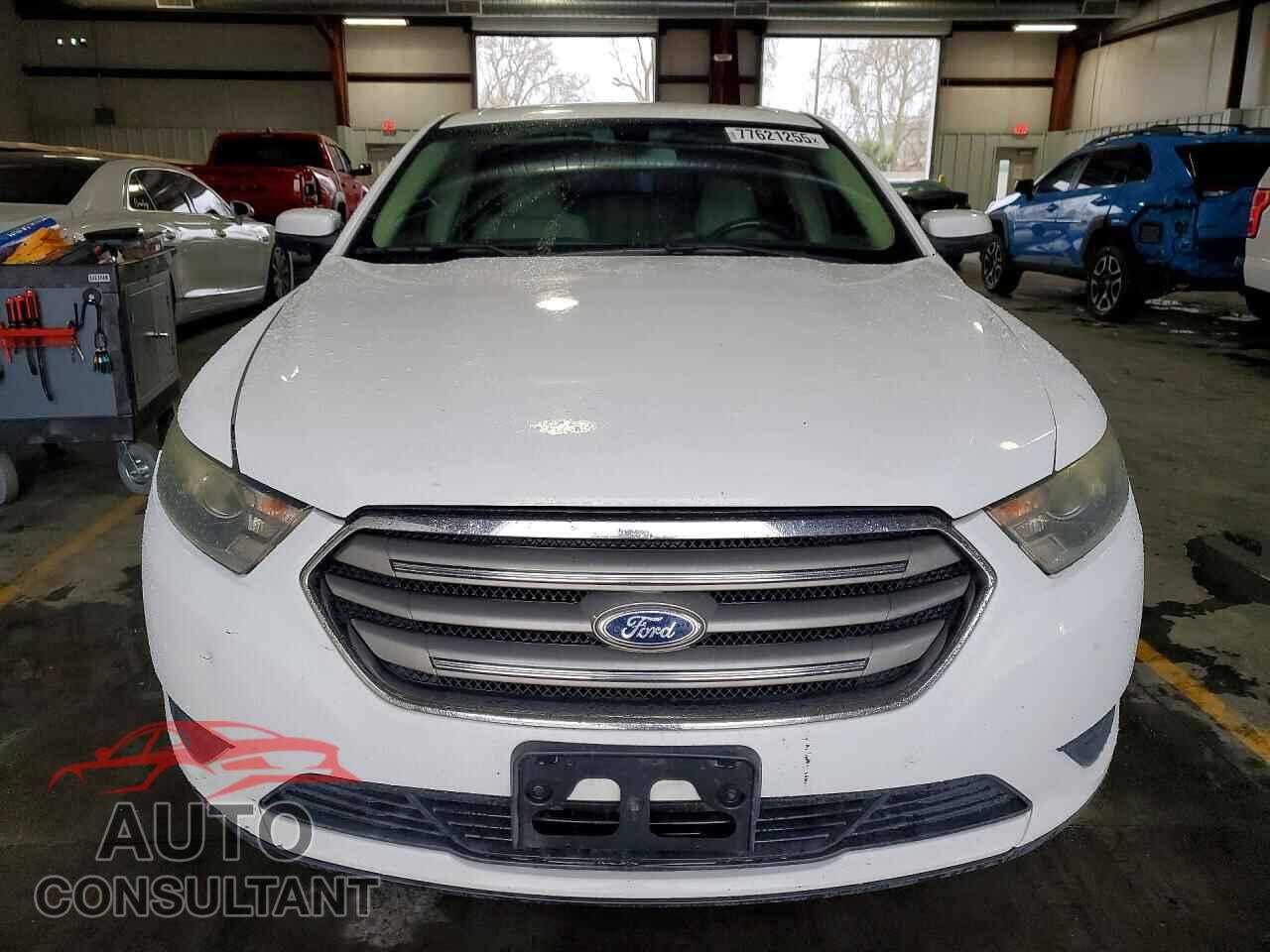 FORD TAURUS 2013 - 1FAHP2E80DG108212