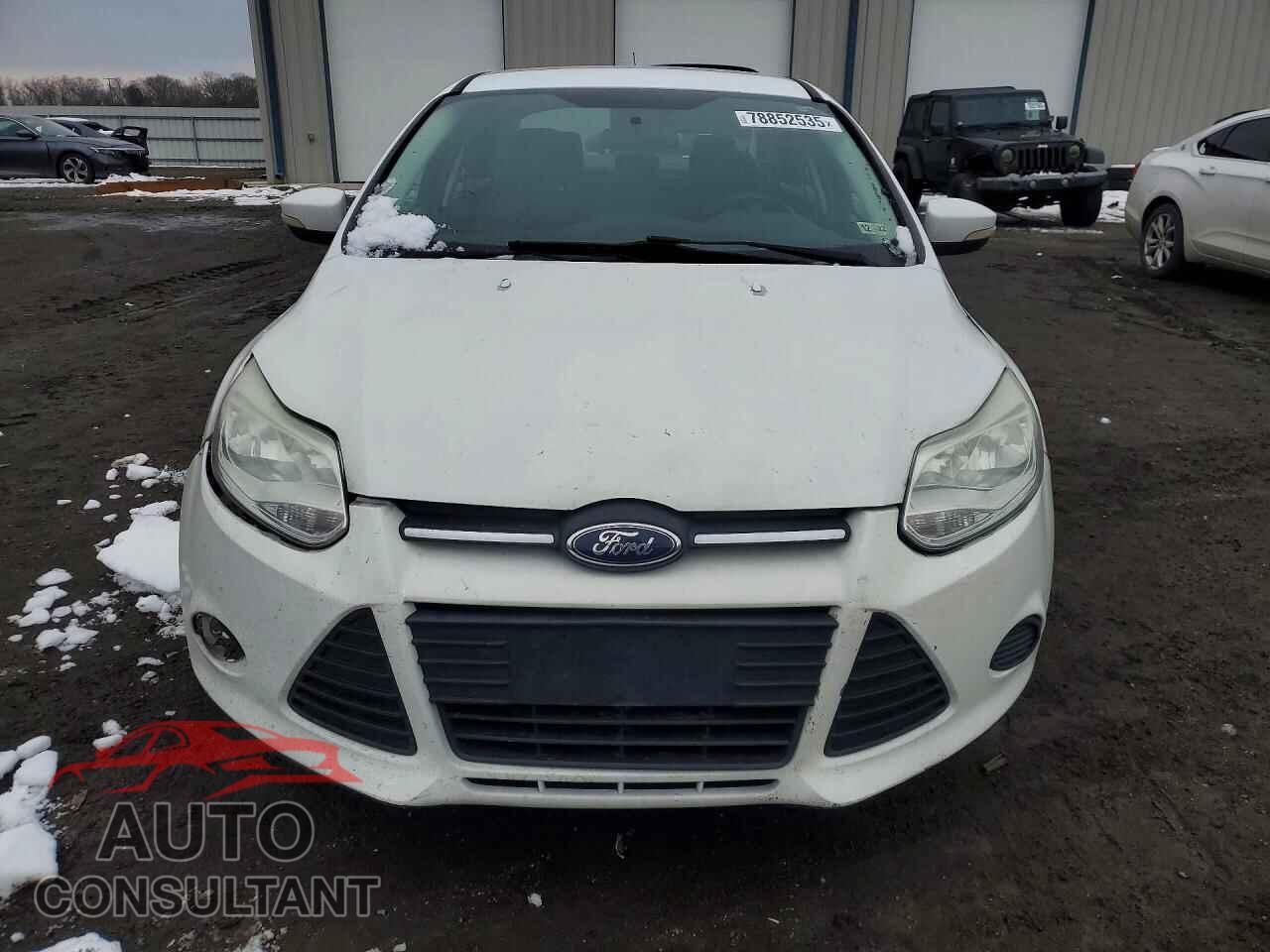 FORD FOCUS 2014 - 1FADP3F22EL268129