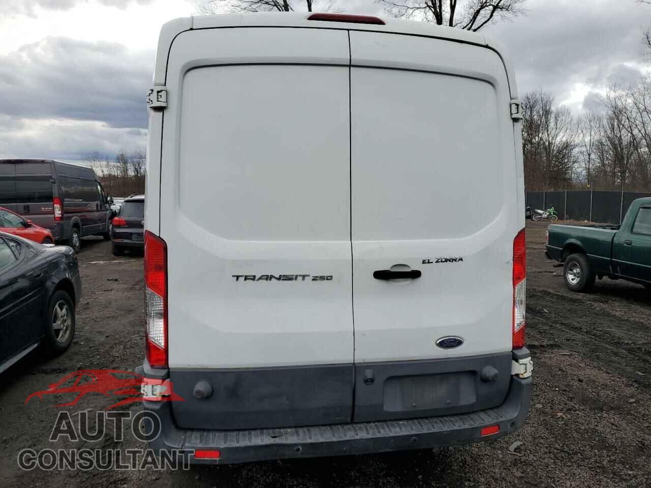 FORD TRANSIT 2017 - 1FTYR2CM6HKA26637