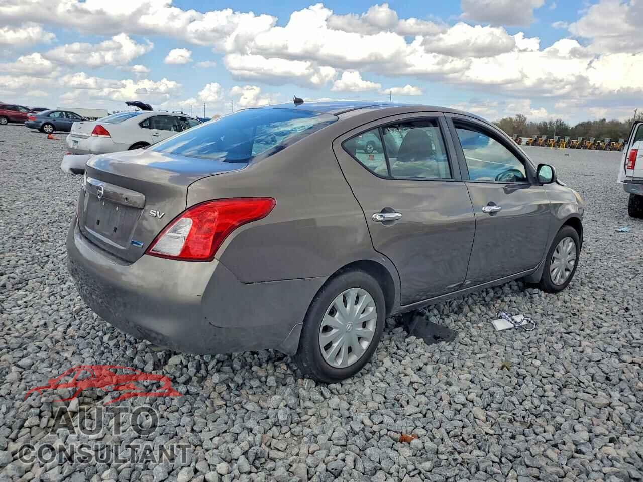 NISSAN VERSA 2012 - 3N1CN7APXCL880184