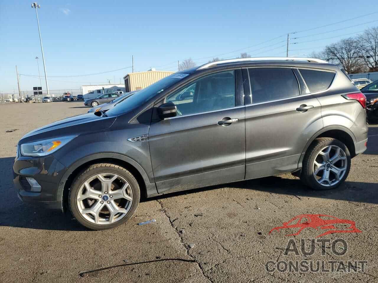 FORD ESCAPE 2019 - 1FMCU9J99KUB11656