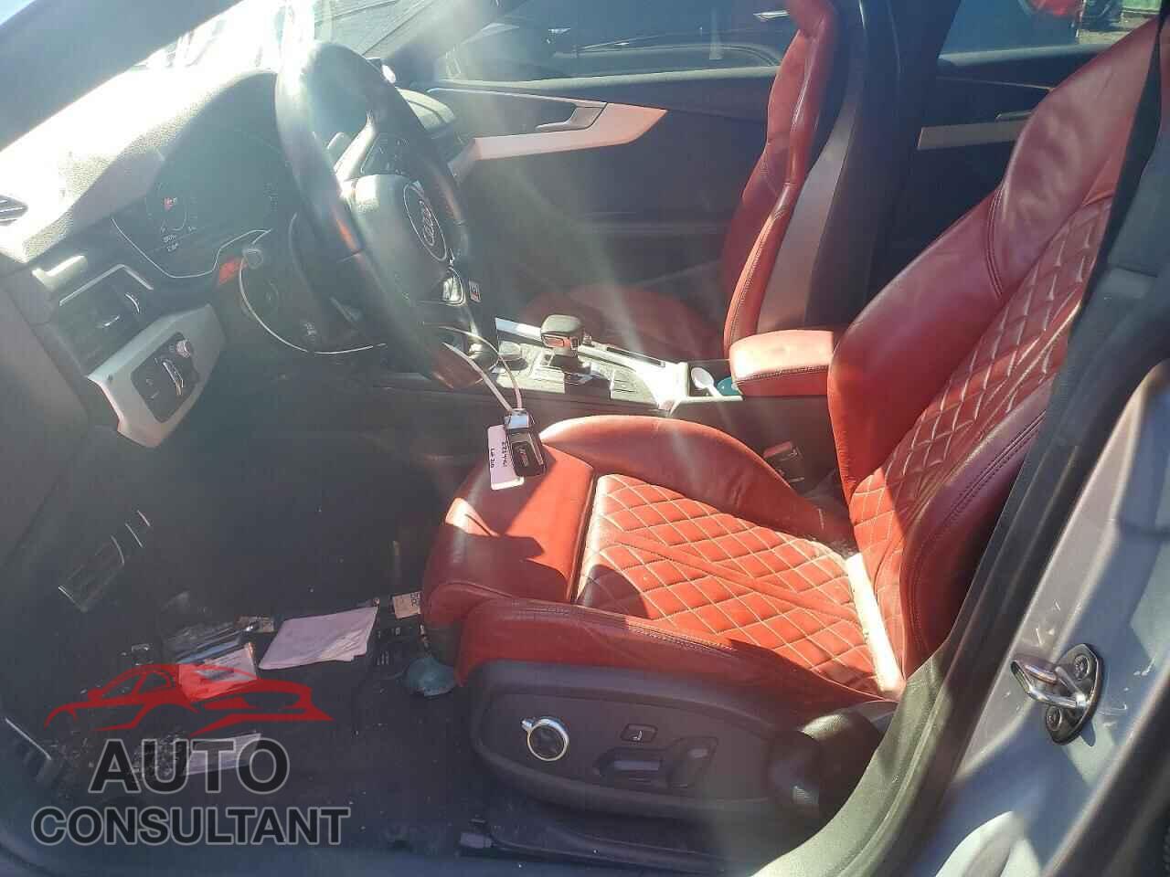 AUDI S5/RS5 2018 - WAUC4CF50JA064960