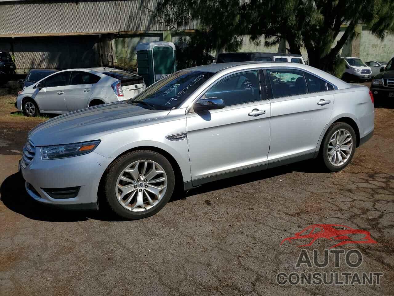 FORD TAURUS 2019 - 1FAHP2F80KG118038