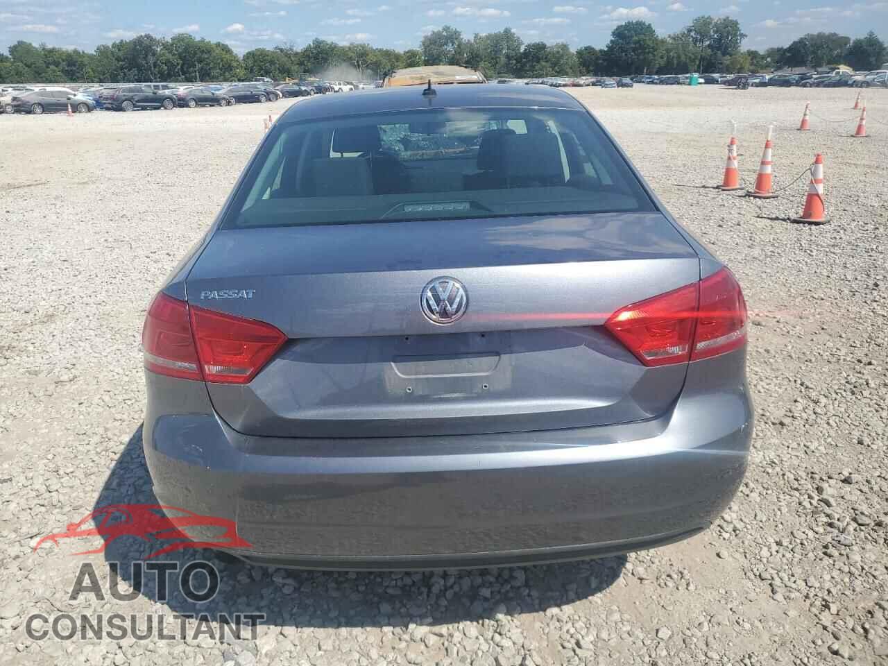 VOLKSWAGEN PASSAT 2014 - 1VWAP7A3XEC002861