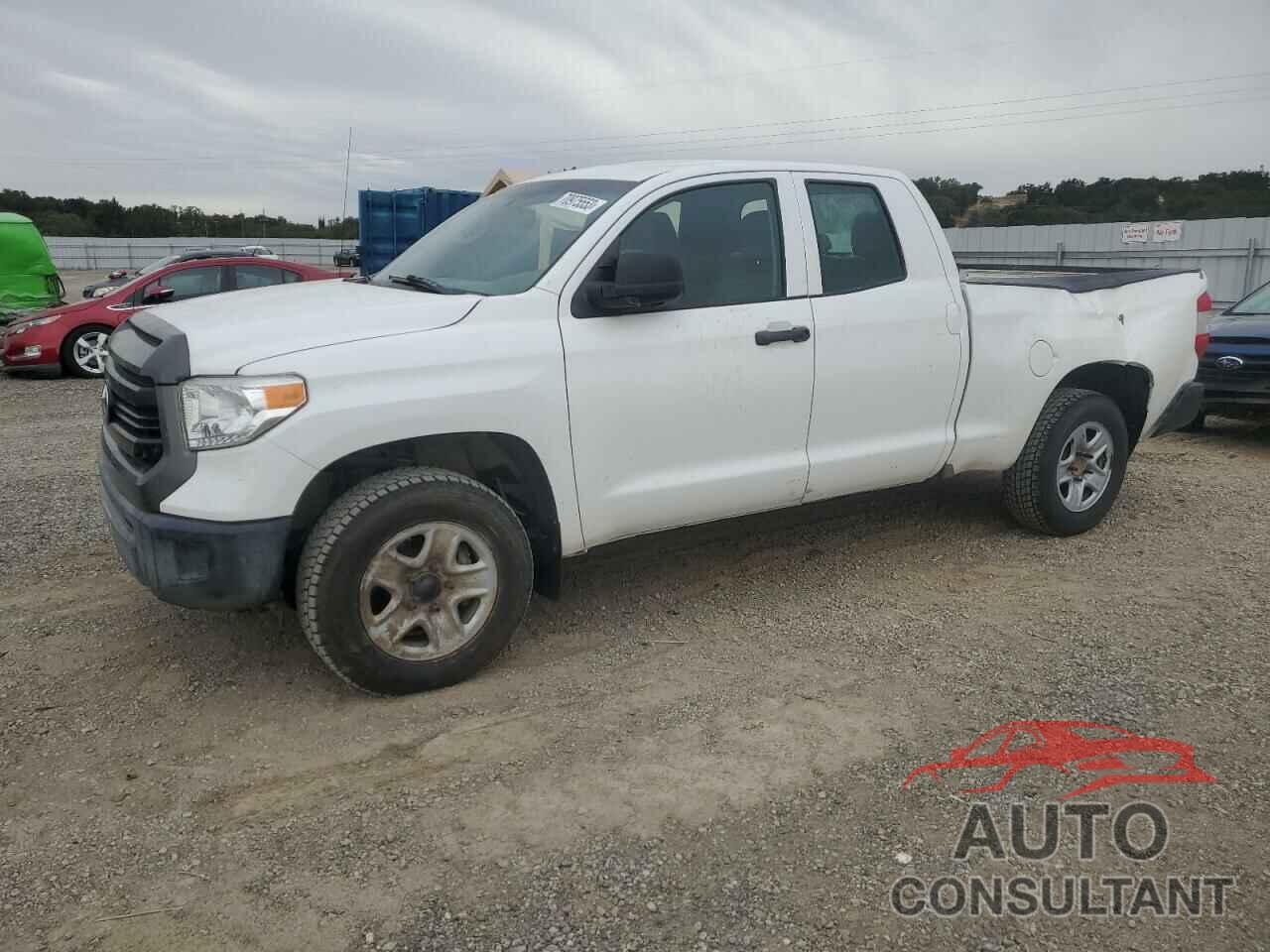 TOYOTA TUNDRA 2017 - 5TFUM5F1XHX071793