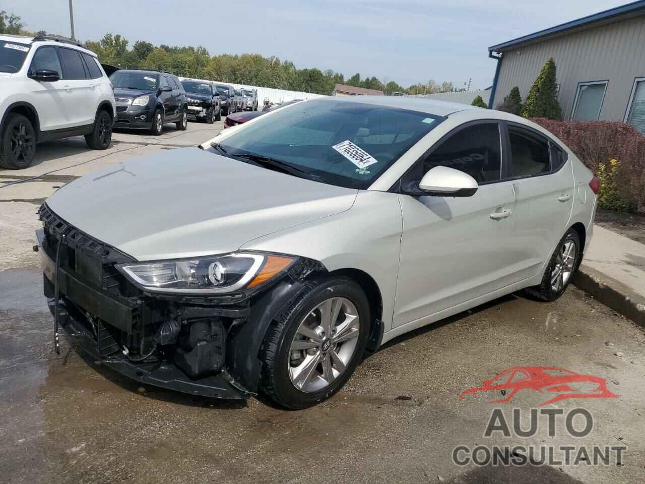 HYUNDAI ELANTRA 2018 - KMHD84LF1JU473493
