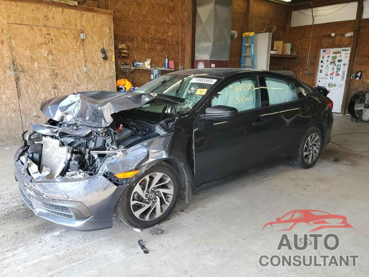 HONDA CIVIC 2018 - 2HGFC2F78JH589346