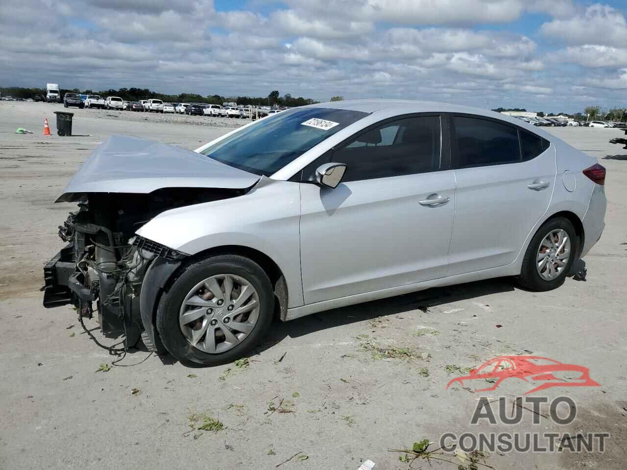 HYUNDAI ELANTRA 2019 - KMHD74LF6KU886174