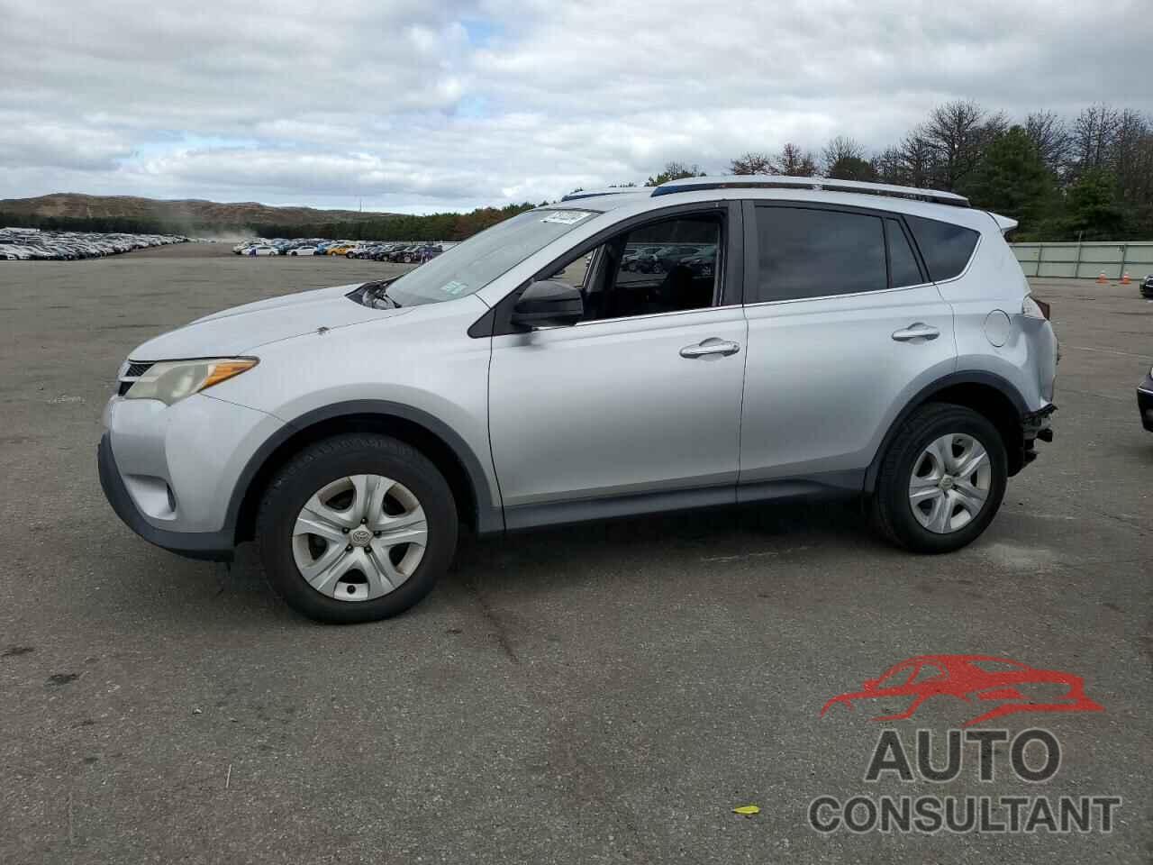 TOYOTA RAV4 2015 - JTMBFREV6FJ045835