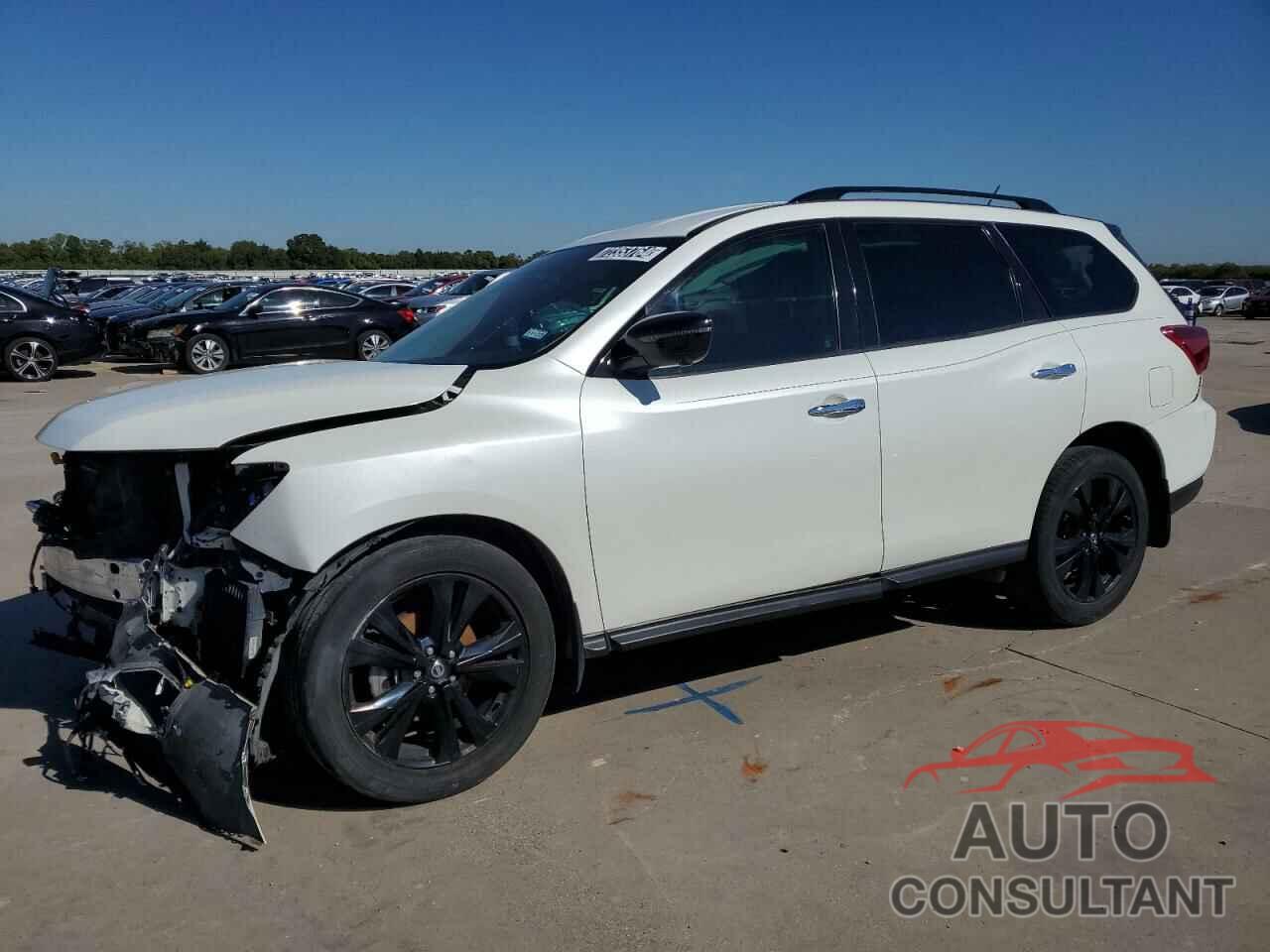 NISSAN PATHFINDER 2018 - 5N1DR2MN8JC675857