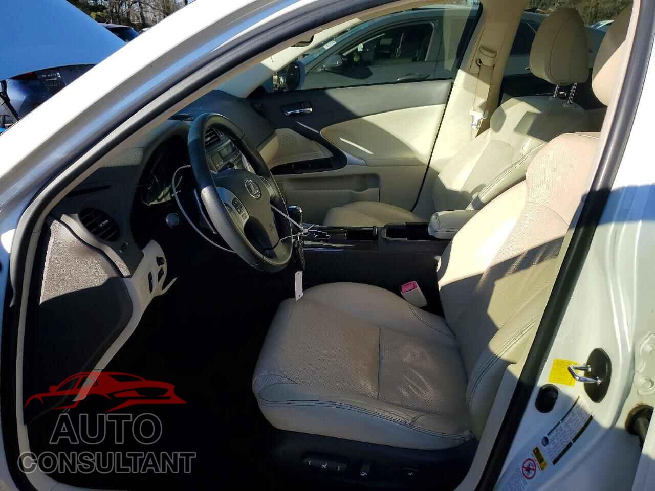 LEXUS IS 2012 - JTHBF5C28C5165513