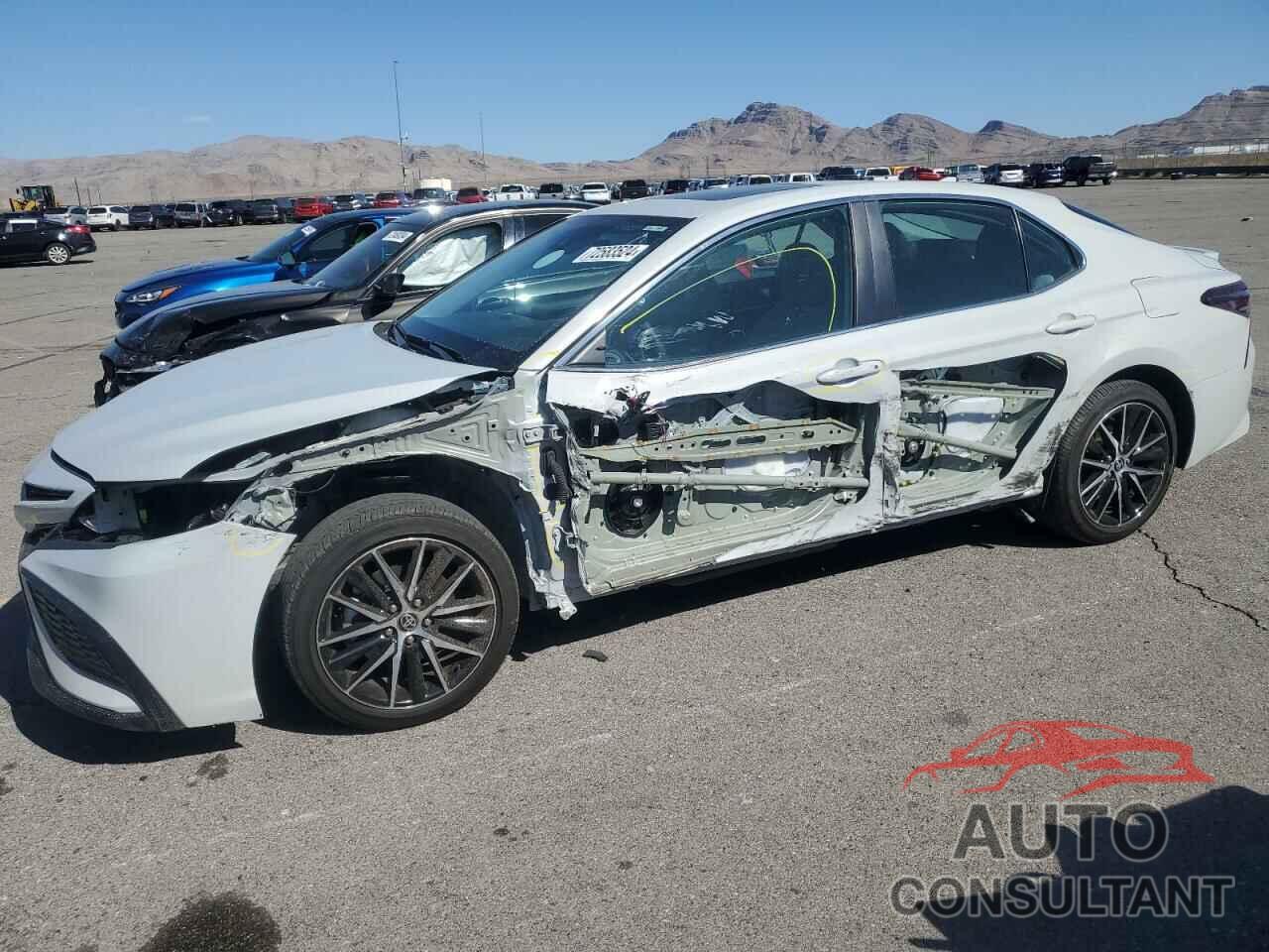 TOYOTA CAMRY 2022 - 4T1S11AKXNU052307