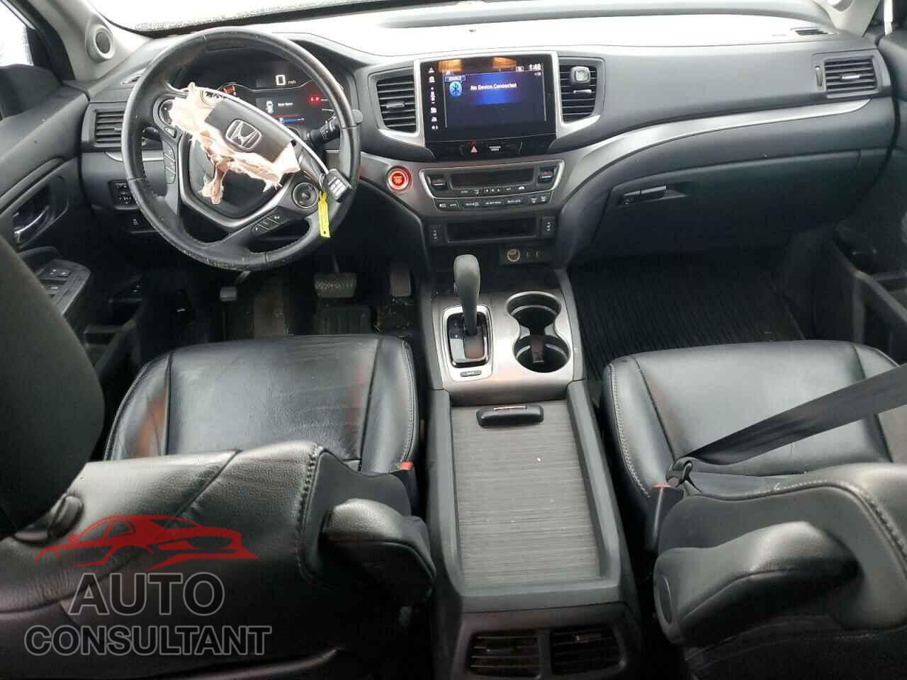 HONDA PILOT 2018 - 5FNYF5H57JB026595