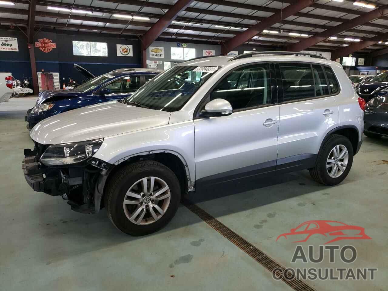 VOLKSWAGEN TIGUAN 2017 - WVGBV7AX2HW502172