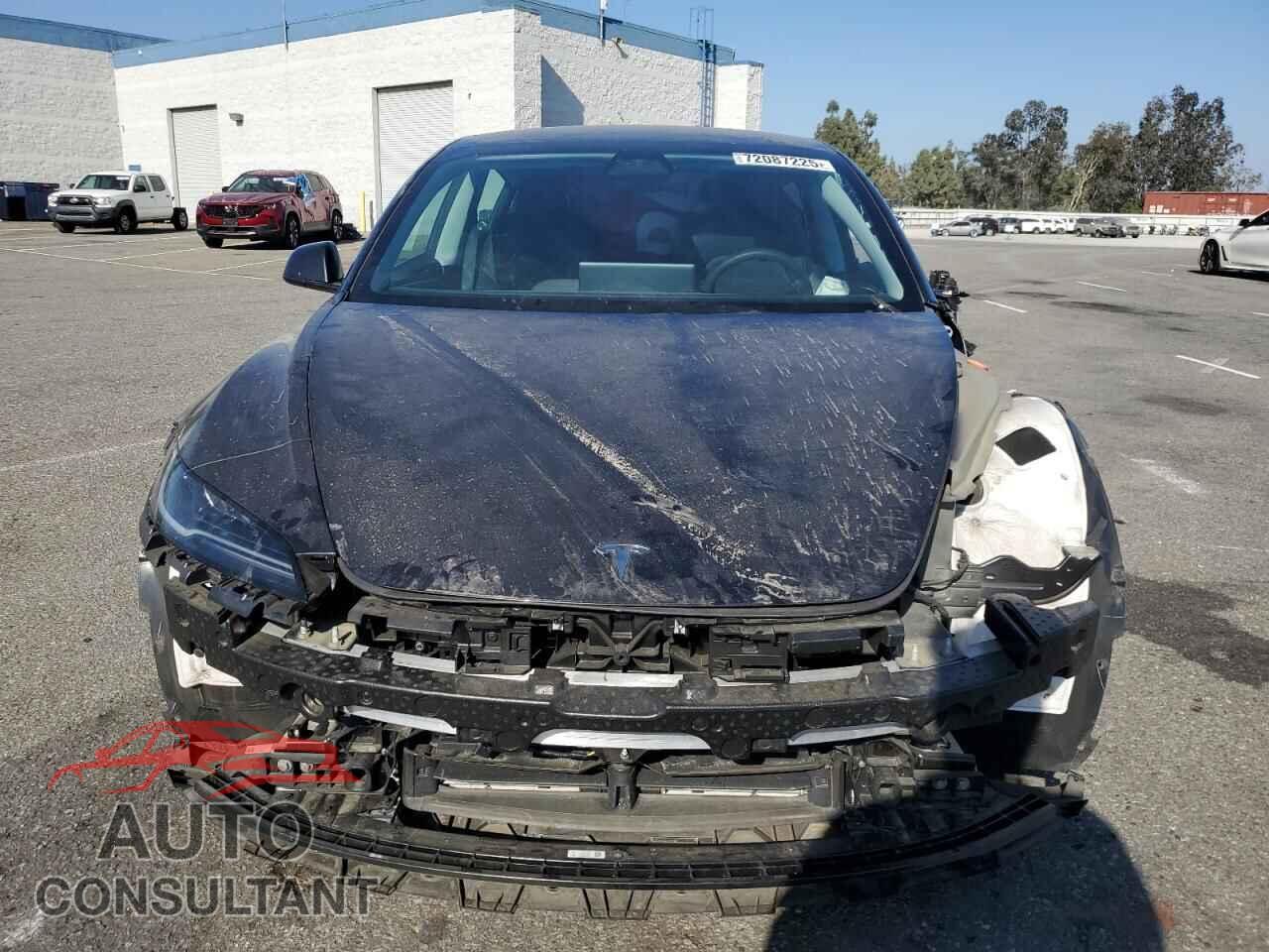 TESLA MODEL 3 2024 - 5YJ3E1EA0RF824973