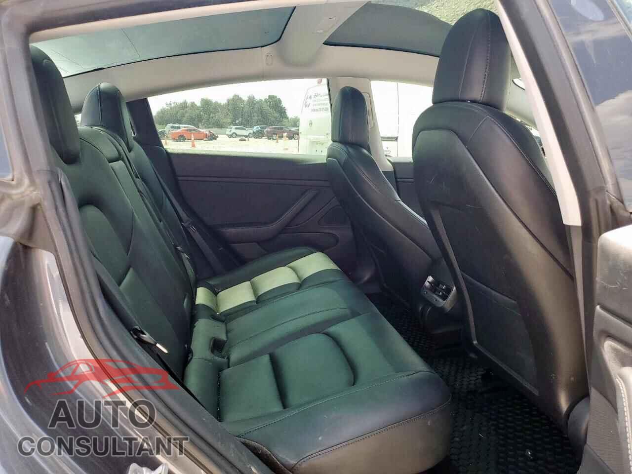 TESLA MODEL 3 2018 - 5YJ3E1EA4JF109411