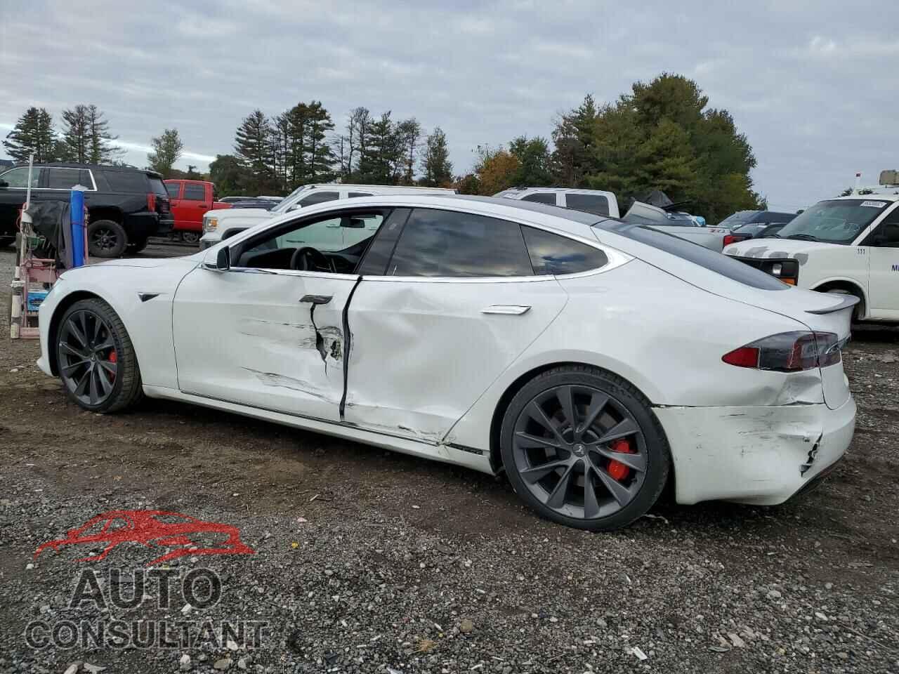 TESLA MODEL S 2020 - 5YJSA1E43LF412247