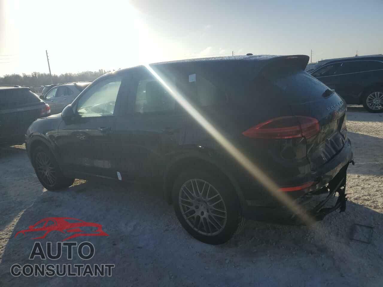 PORSCHE CAYENNE 2016 - WP1AB2A25GLA96211