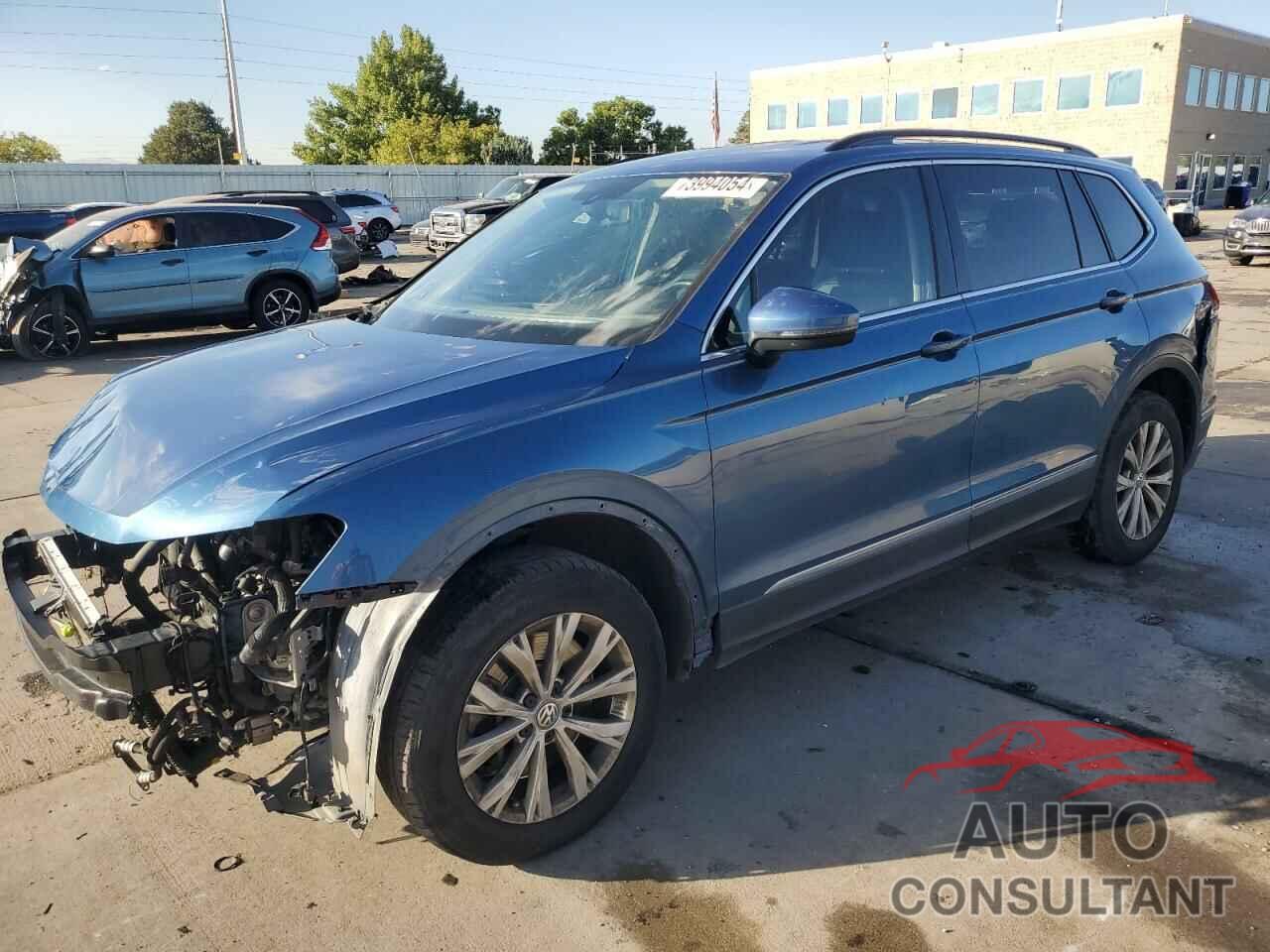 VOLKSWAGEN TIGUAN 2018 - 3VV2B7AX3JM033565