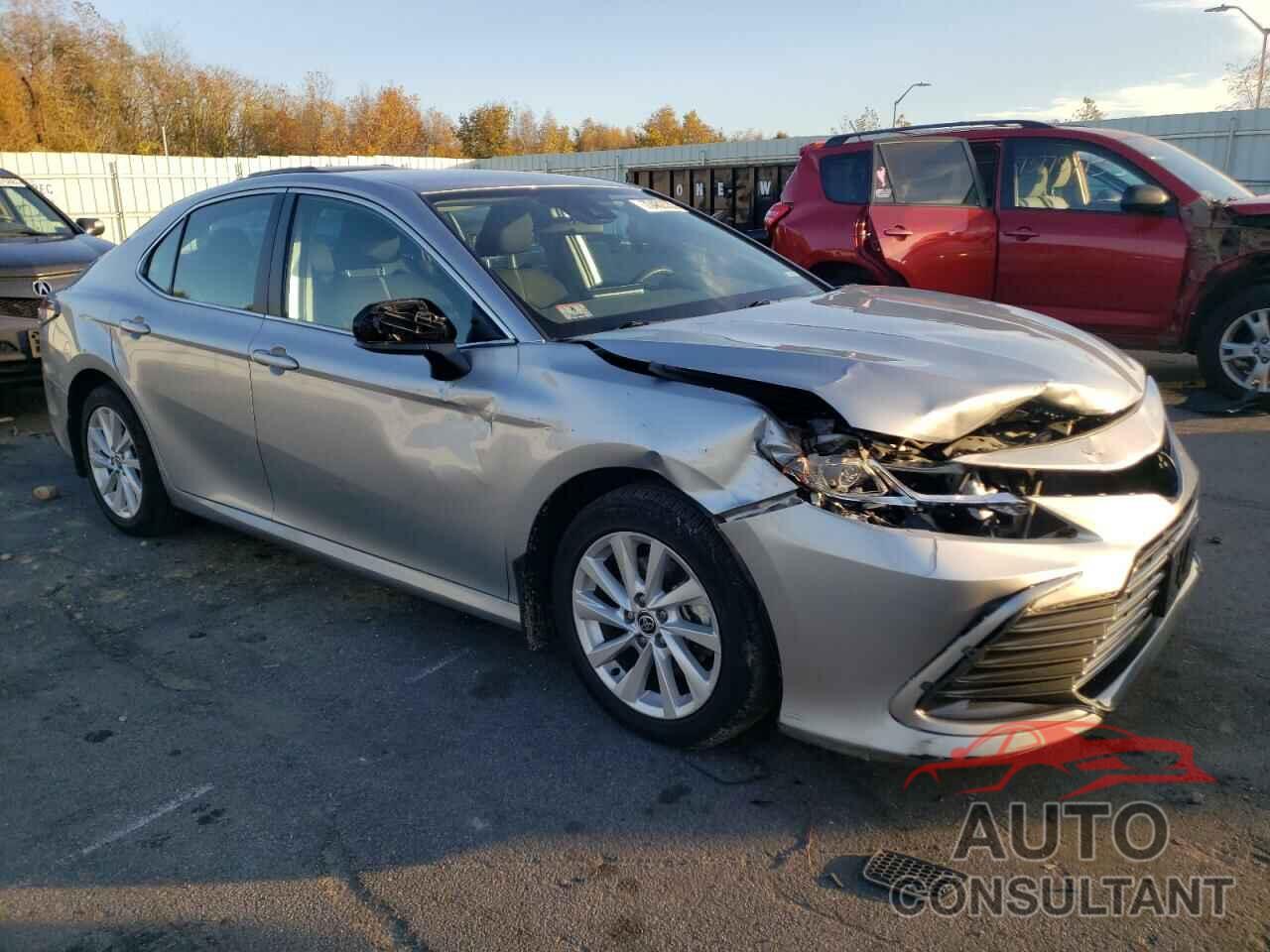 TOYOTA CAMRY 2021 - 4T1C11BK6MU046442