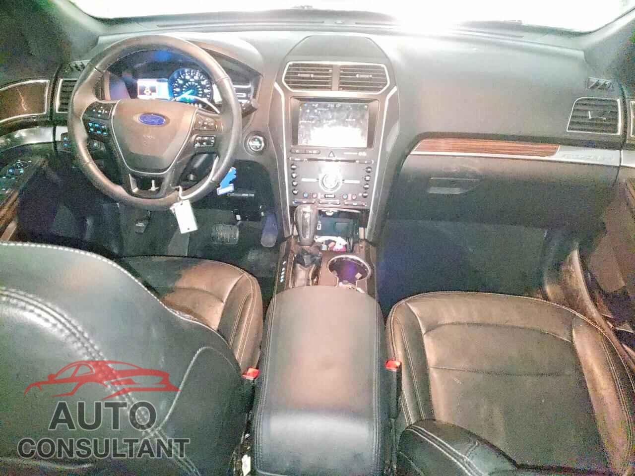 FORD EXPLORER 2018 - 1FM5K8F85JGB32915