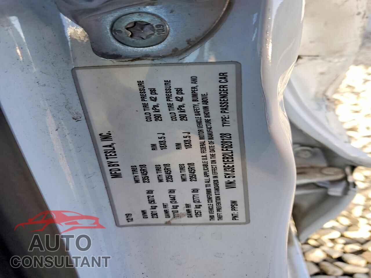 TESLA MODEL 3 2020 - 5YJ3E1EB2LF628128