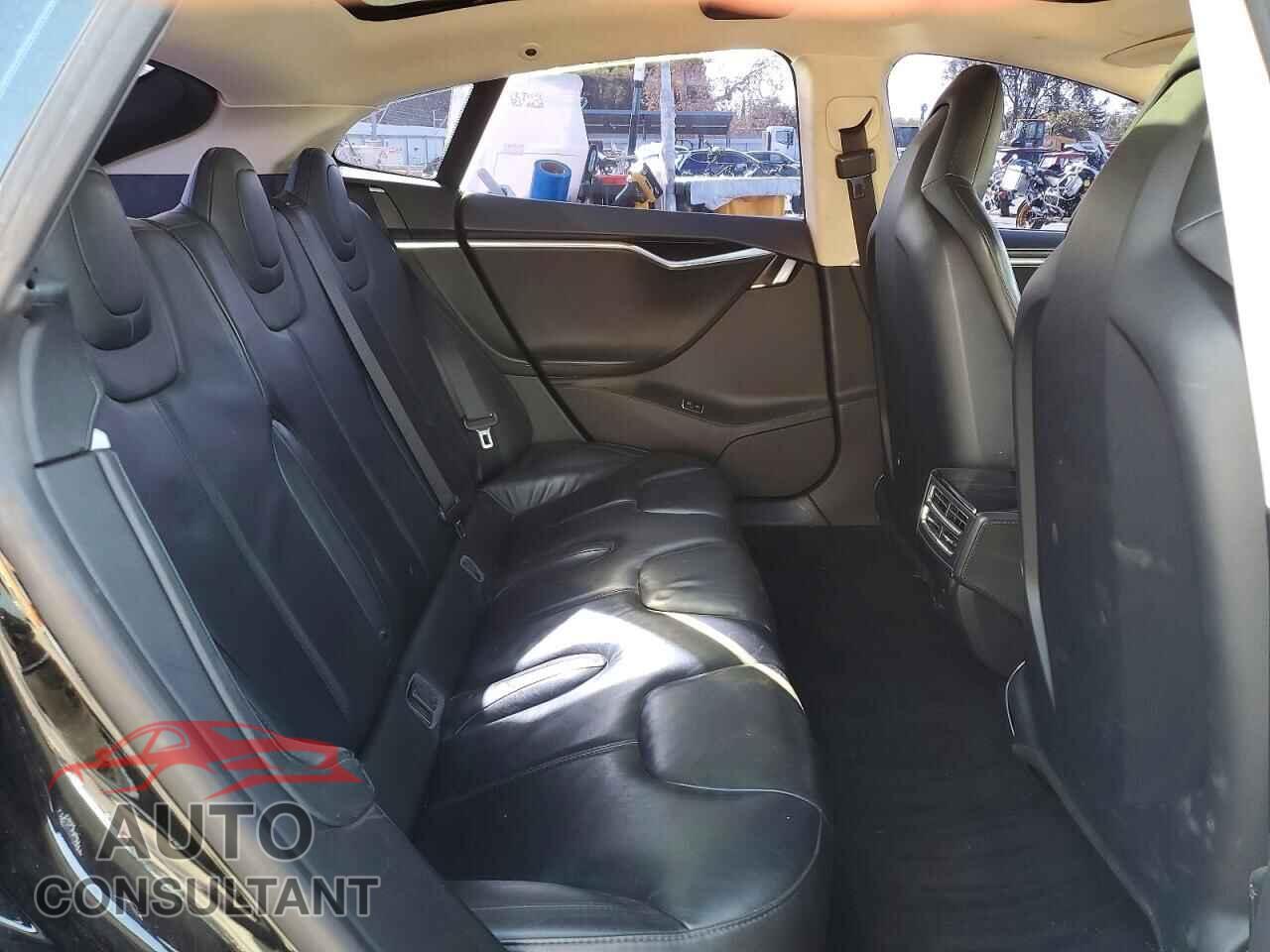 TESLA MODEL S 2013 - 5YJSA1DG4DFP05068