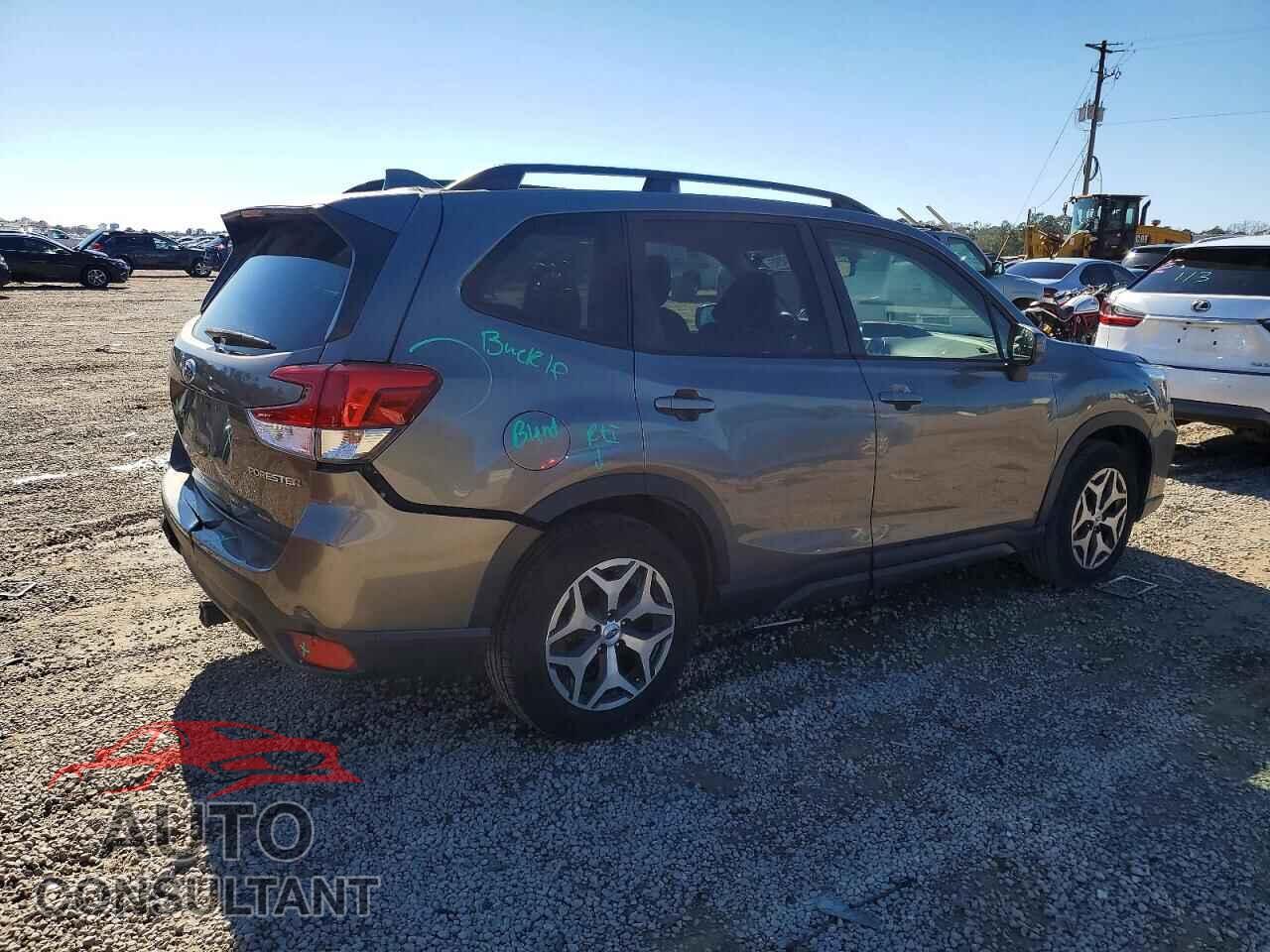 SUBARU FORESTER 2019 - JF2SKAEC2KH426192